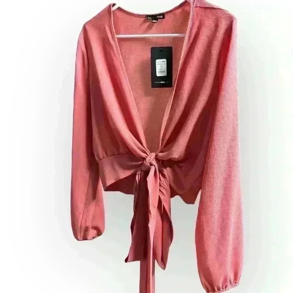 NWT Fashion nova trendy women’s long sleeve tie front crop top size L - Picture 2 of 7